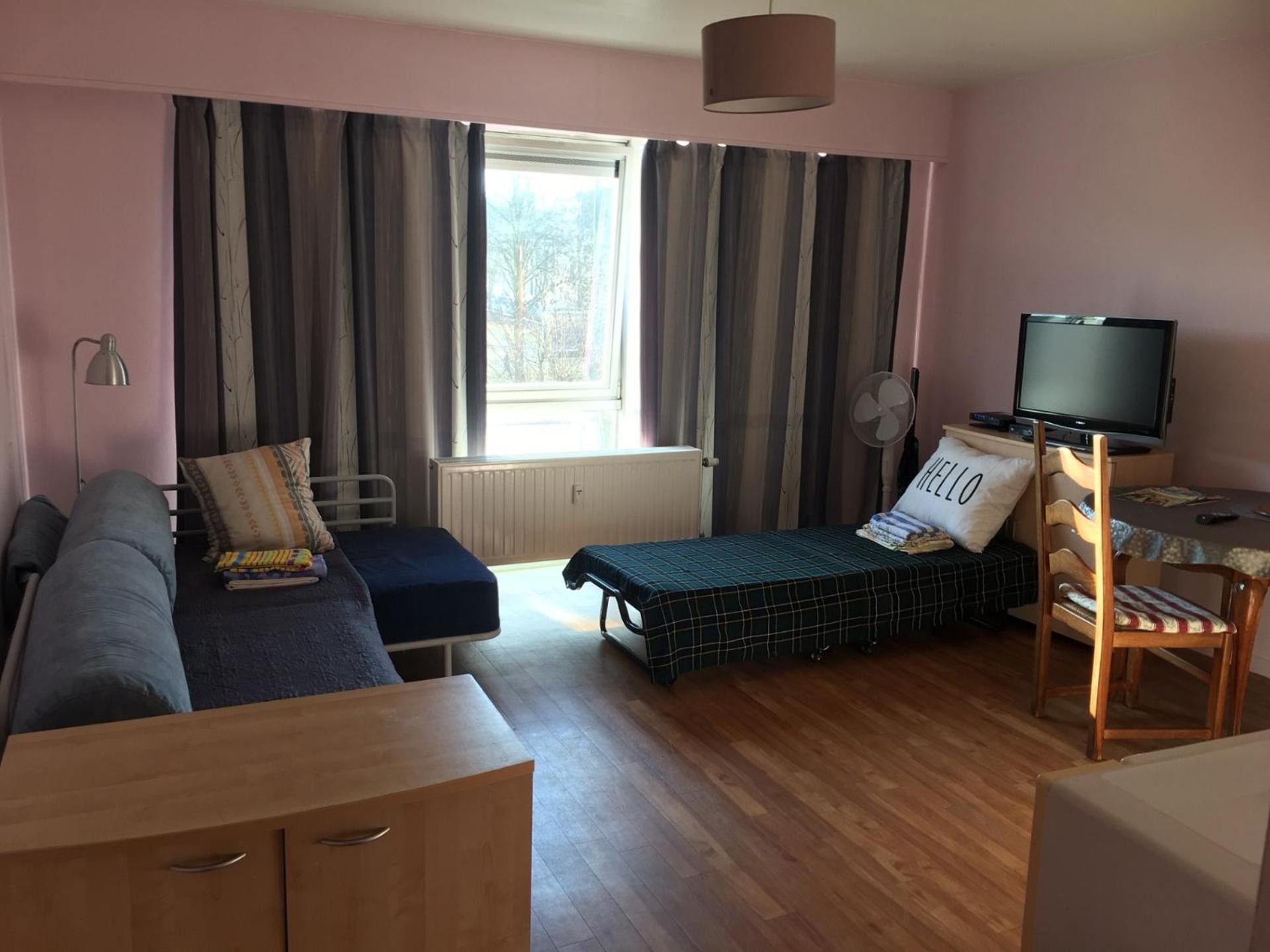 солнечная комфортная студия в андерлехт с лифтом Apartamento Bruselas